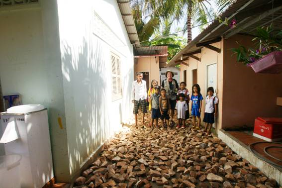 2cambodia_Orphanage_floor.jpg.JPG